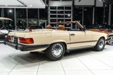 Used 1987 Mercedes-Benz 560 SL image 4