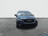 Used 2021 Chrysler Pacifica Touring-L w/ Uconnect Theater Family Group image 3