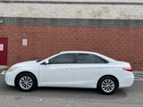 Used 2017 Toyota Camry LE image 4