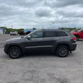 Used 2019 Jeep Grand Cherokee Limited image 2