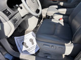 Used 2010 Toyota Sienna image 4