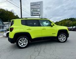 Used 2017 Jeep Renegade Latitude image 2