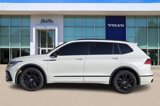 Used 2022 Volkswagen Tiguan SE R-Line image 3