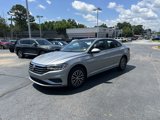 Used 2020 Volkswagen Jetta SE w/ SE Cold Weather Package image 5
