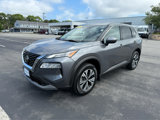 Used 2021 Nissan Rogue SV image 3