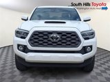 Used 2020 Toyota Tacoma 4x4 Double Cab image 2