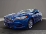 Used 2017 Ford Fusion SE w/ Fusion SE Technology Package image 2