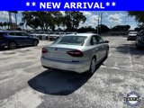 Used 2018 Volkswagen Passat 2.0T R-Line image 4