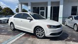 Used 2011 Volkswagen Jetta SE image 2
