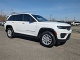New 2025 Jeep Grand Cherokee Laredo image 2