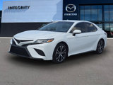 Used 2020 Toyota Camry SE w/ Blackout Package image 6