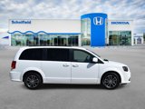 Used 2019 Dodge Grand Caravan GT image 2