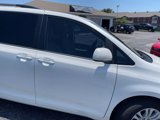 Used 2017 Toyota Sienna XLE image 4