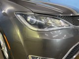Used 2018 Chrysler Pacifica Touring-L image 2