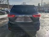 Used 2017 Toyota Highlander XLE image 4