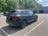 Used 2023 Nissan Rogue S image 5