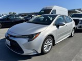 Used 2020 Toyota Corolla LE image 2
