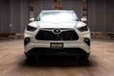 Used 2021 Toyota Highlander XLE image 2