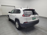 Used 2019 Jeep Cherokee Latitude w/ Popular Appearance Group image 5