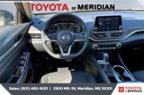 Used 2023 Nissan Altima 2.5 SV image 5