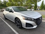 Used 2024 Nissan Altima 2.5 SR image 3