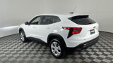 Used 2025 Chevrolet Trax LS image 5