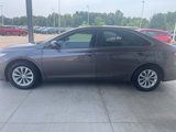 Used 2015 Toyota Camry LE image 2