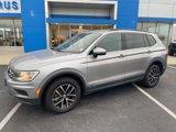 Used 2021 Volkswagen Tiguan SE image 2