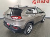 Used 2017 Jeep Cherokee Latitude w/ Cold Weather Group image 4