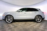Certified 2025 Porsche Cayenne image 2