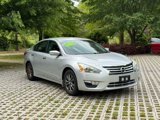 Used 2015 Nissan Altima 2.5 S w/ Sport Value Package image 3