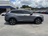 Used 2023 Kia Sportage EX image 4
