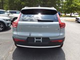 New 2025 Volvo XC40 B5 Core w/ Climate Package image 4