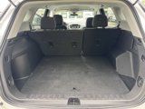Used 2022 GMC Terrain SLE w/ Driver Convenience Package image 4