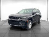 New 2025 Jeep Grand Cherokee Laredo w/ Luxury Tech Group I image 3