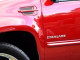 Used 2013 Cadillac Escalade Premium image 4