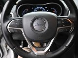 Used 2020 Jeep Grand Cherokee Laredo image 6