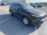 Used 2016 Jeep Cherokee Latitude w/ Cold Weather Group image 3