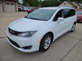 Used 2018 Chrysler Pacifica Touring-L w/ Tire & Wheel Group image 4