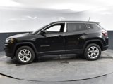 New 2025 Jeep Compass Sport image 4