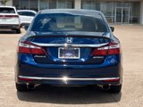 Used 2017 Honda Accord Sport image 5
