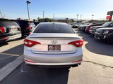 Used 2017 Hyundai Sonata SE w/ Winter Weather Package image 5