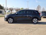 Certified 2022 Kia Niro EX Premium w/ Cold Weather Package image 4