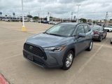 Used 2022 Toyota Corolla Cross LE image 2
