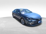 Used 2019 Toyota Avalon Limited image 2
