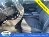 Used 2017 Ford Fusion SE image 3
