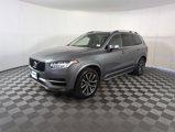 Used 2017 Volvo XC90 T6 Momentum w/ Vision Package image 3