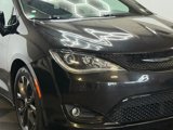 Used 2019 Chrysler Pacifica Limited w/ S Appearance Package image 2