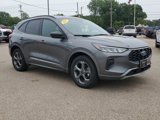 Used 2023 Ford Escape ST-Line image 2