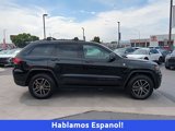 Used 2018 Jeep Grand Cherokee Trailhawk w/ Trailhawk Luxury Group image 2
